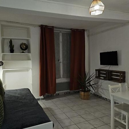 1-Centre-Ville Studio 25M2 Box A Bagages Gratuits Carcassonne Exterior photo