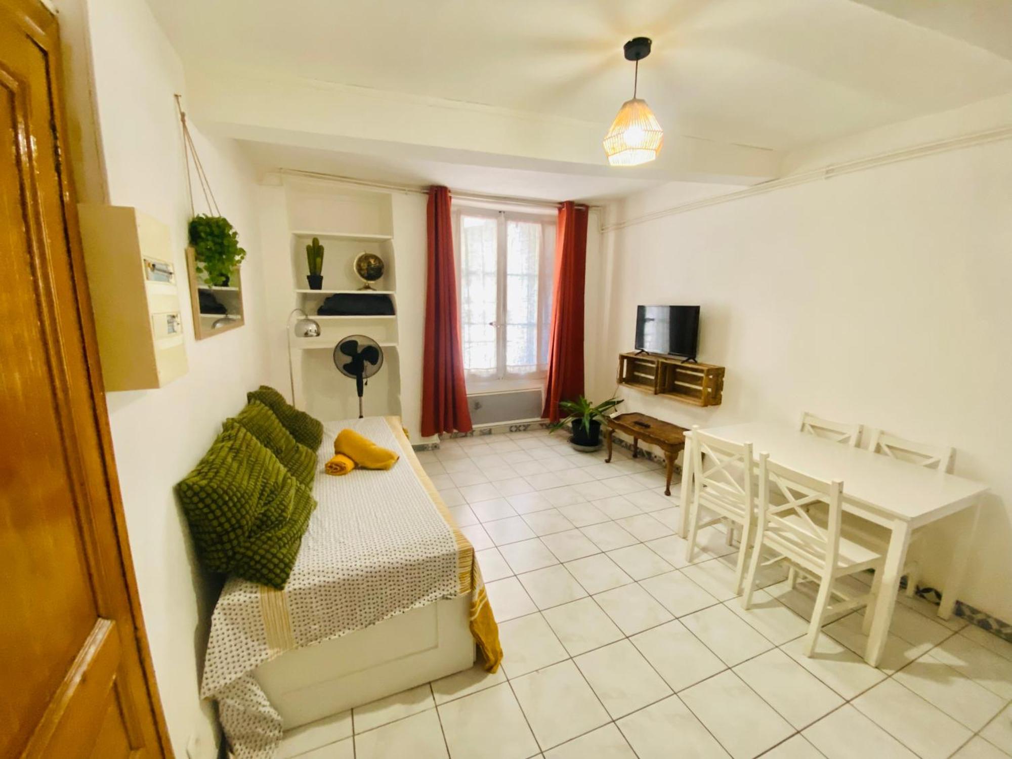 1-Centre-Ville Studio 25M2 Box A Bagages Gratuits Carcassonne Exterior photo